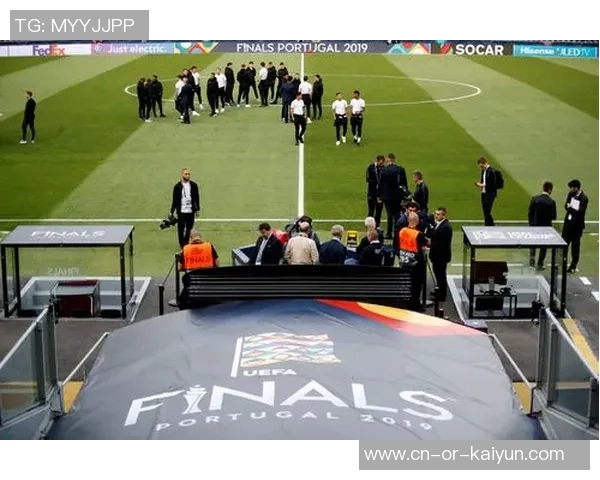 欧洲足球沙龙究竟赚多少钱?一文看懂20大联赛收入距离 欧洲足球沙龙究竟赚多少钱?一文看懂20大联赛收入距离